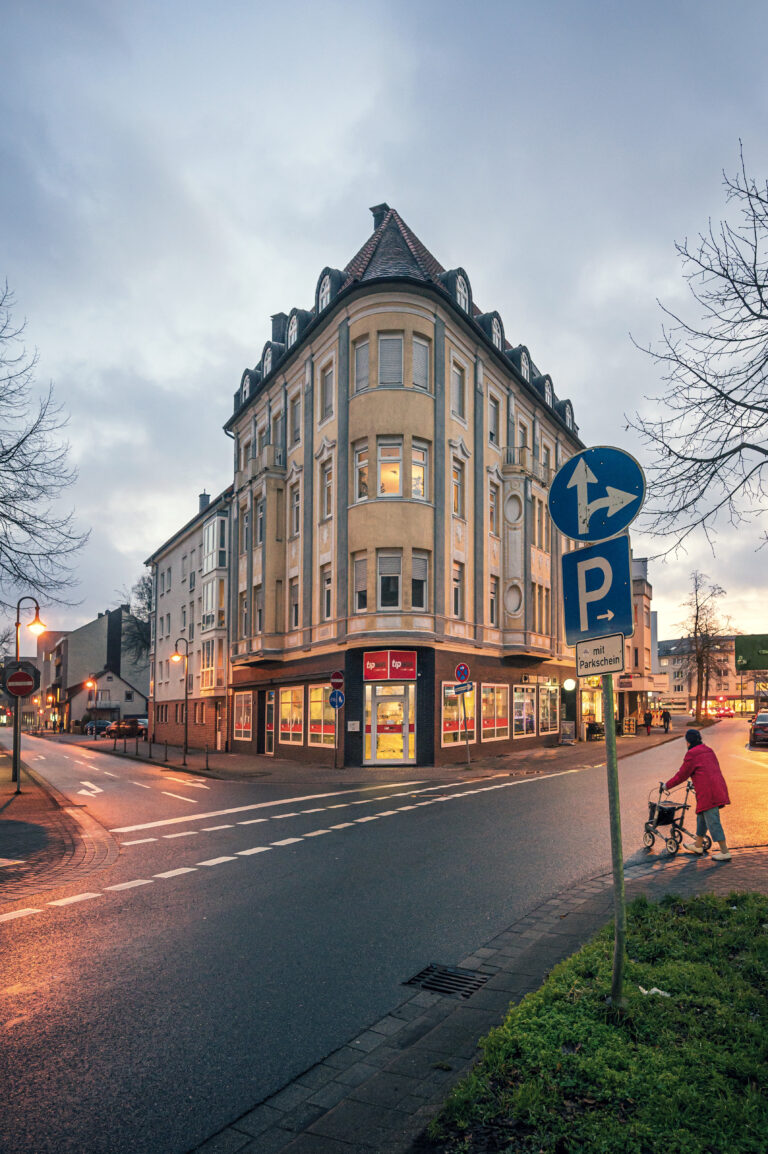 Zwischen Holiday Inn und REWE